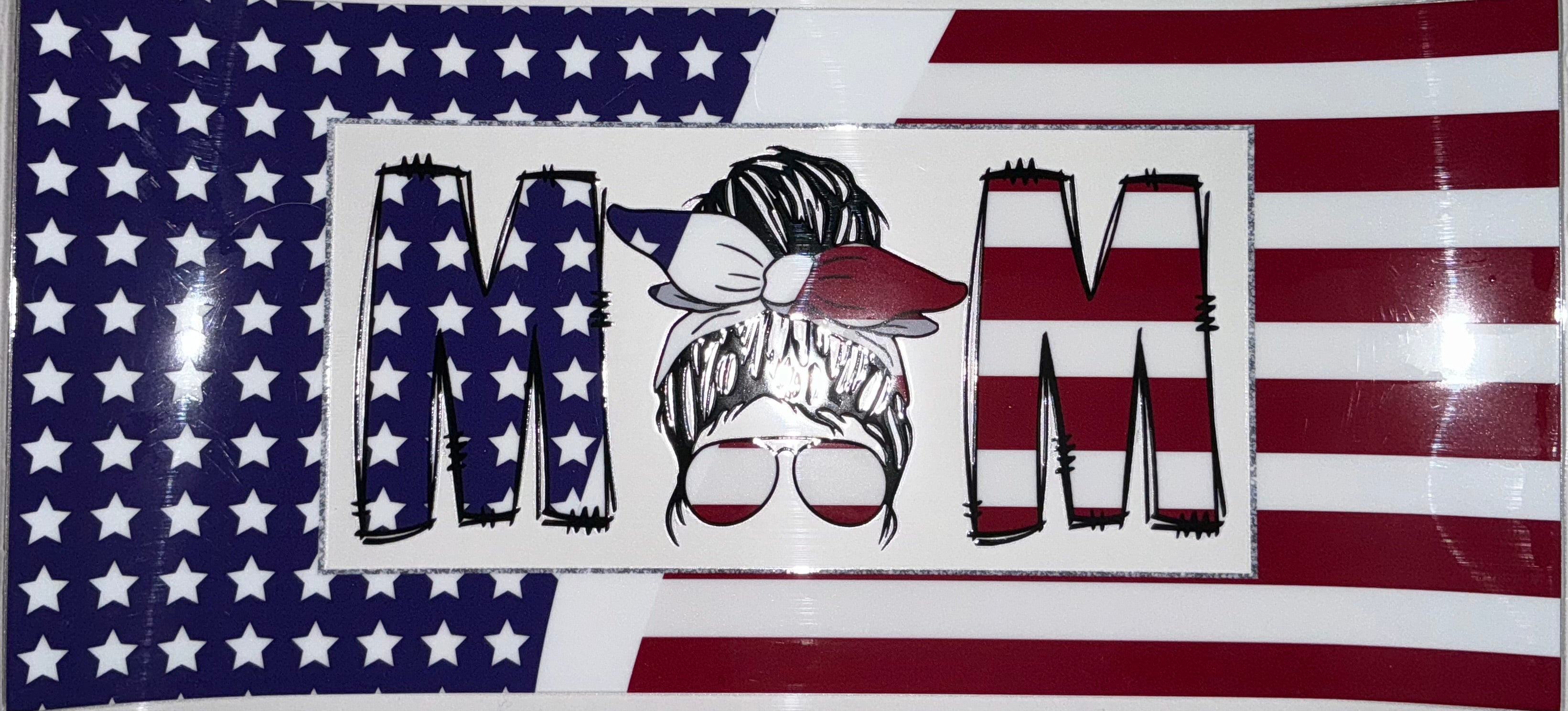 #8 Patriotic USA Flag MOM Tumbler Decal