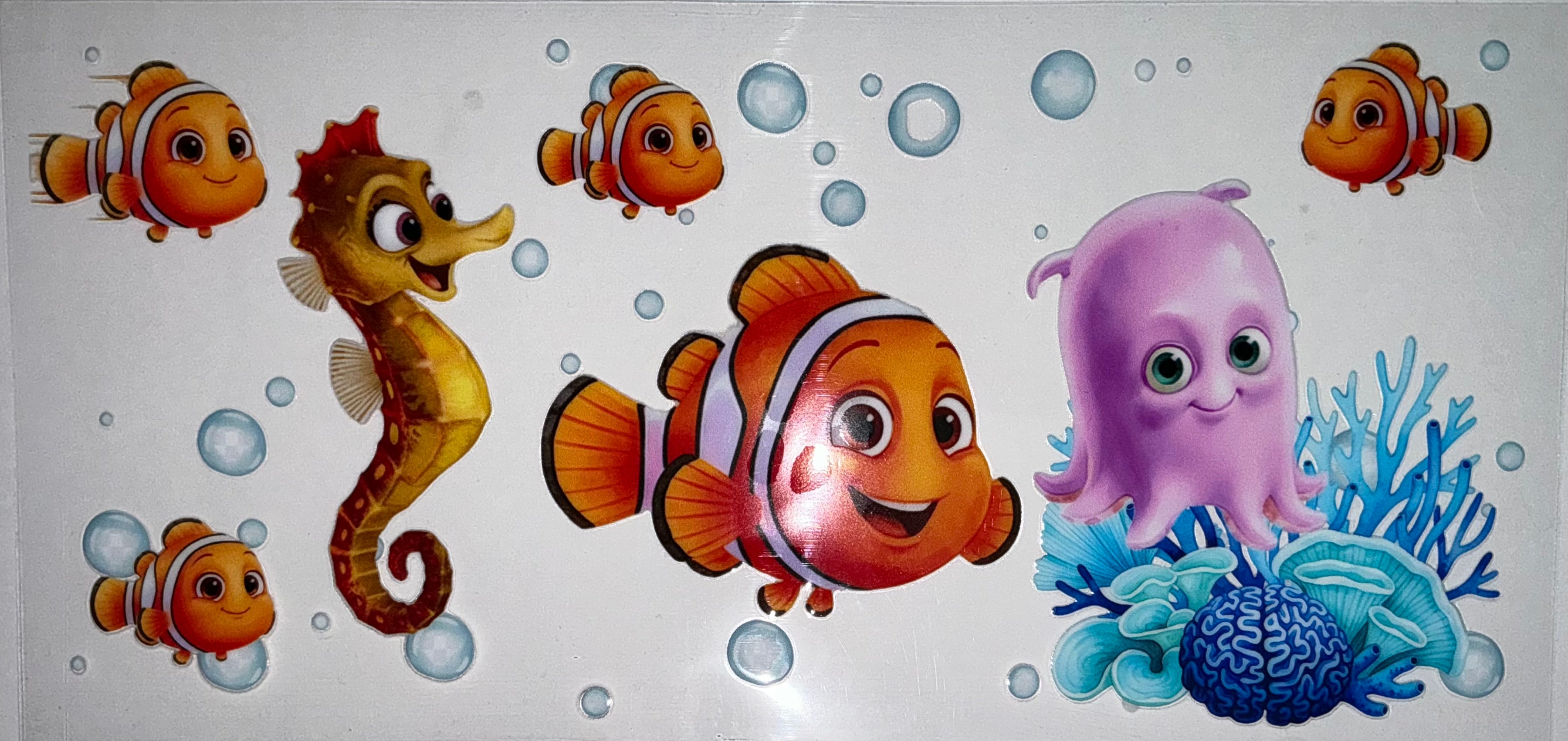 #41 Finding Nemo Clownfish & Seahorse Tumbler Decal