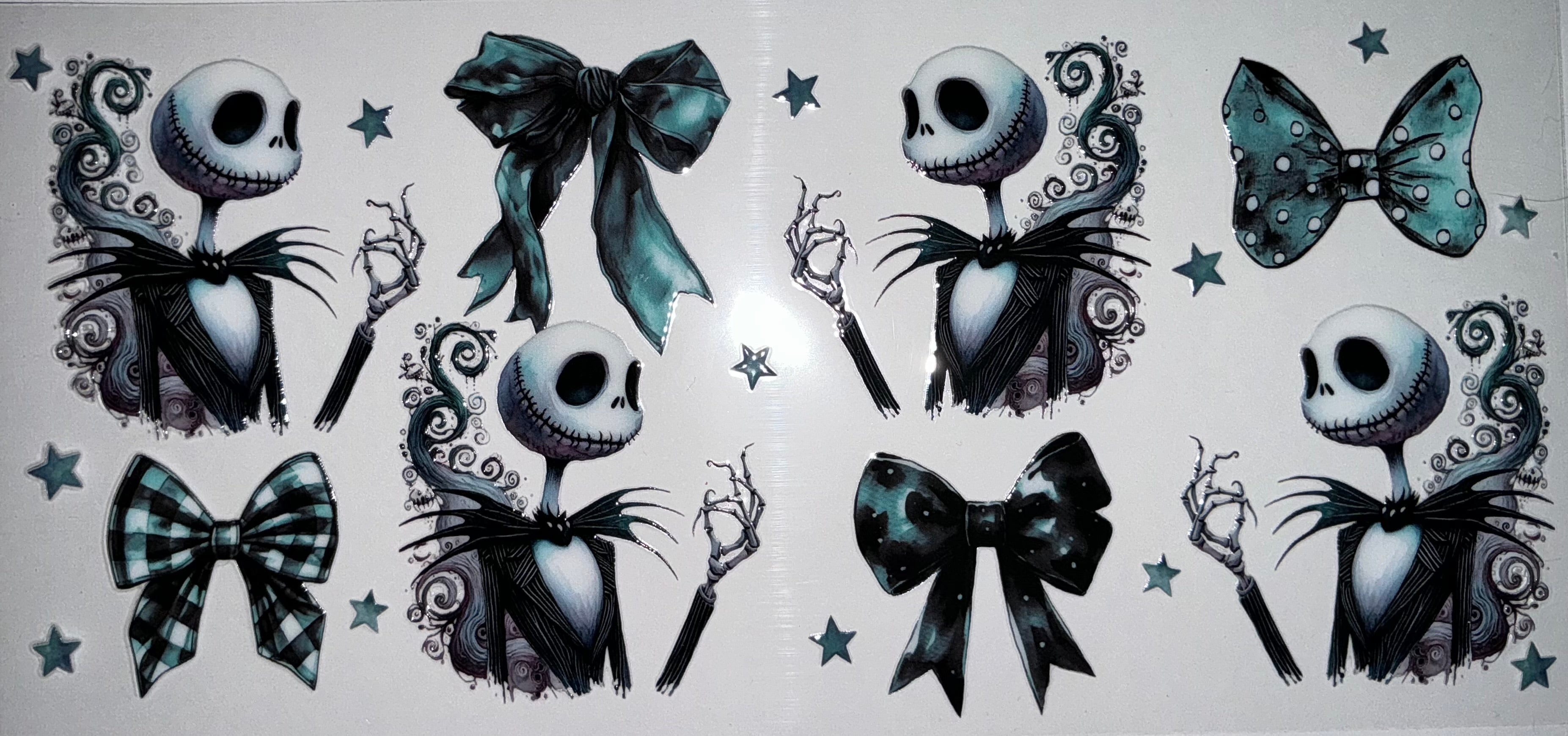 #74 Jack Skellington With Bows Halloween Tumbler Decal