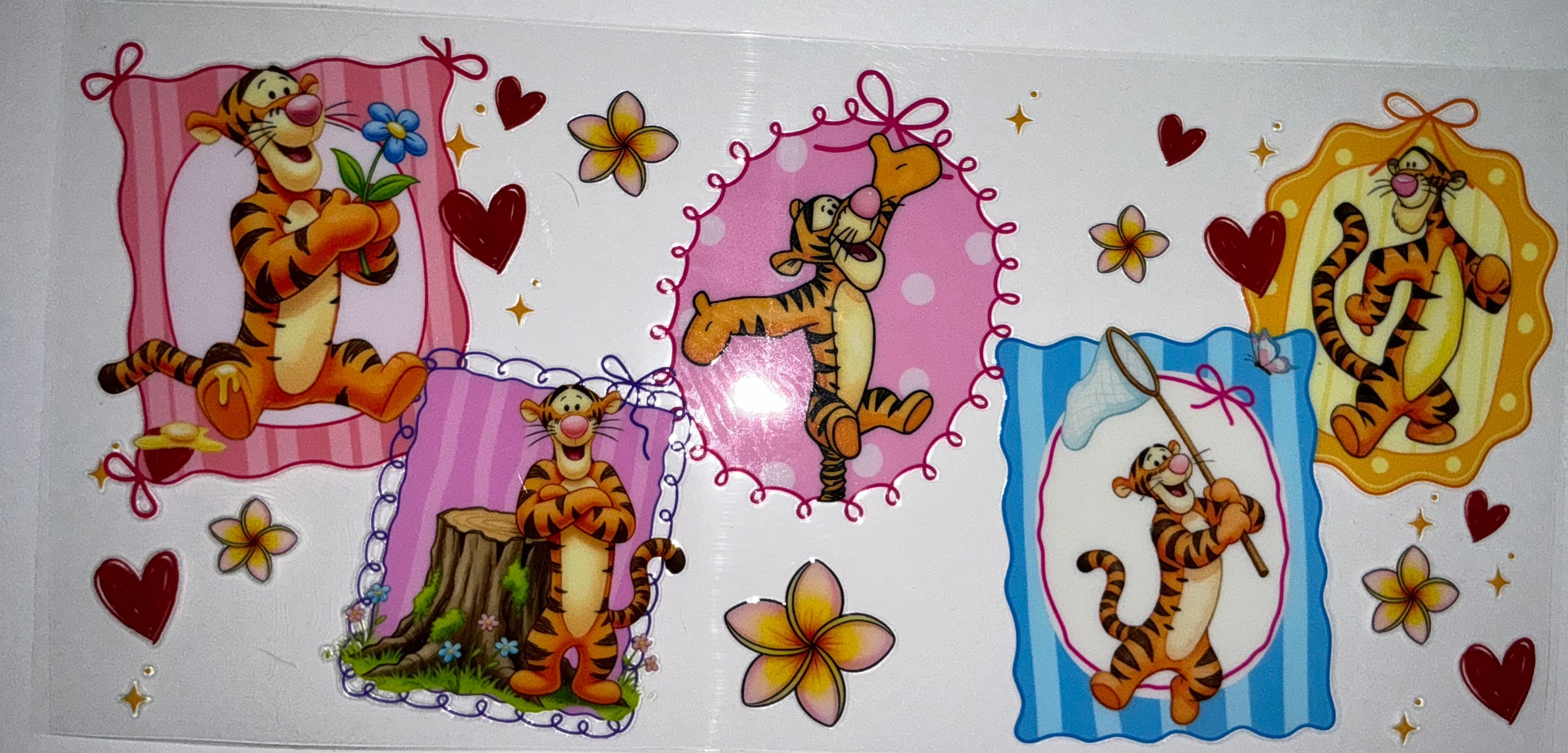 #215 Winnie the Pooh & Tigger Friends Tumbler Decal